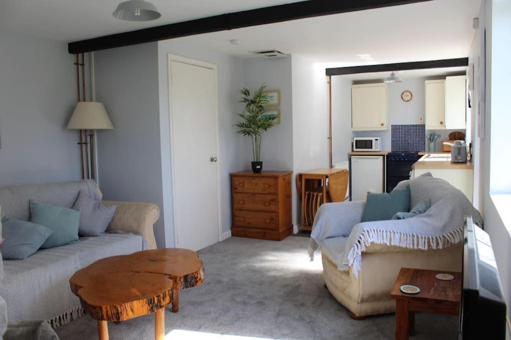 Cozy Country Cottage With Beautiful Rural Views New Quay Dış mekan fotoğraf